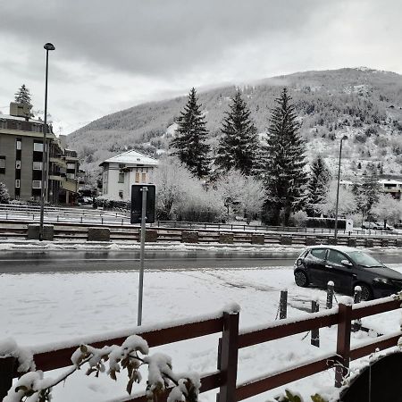 Einaudi 9 Apartment Bardonecchia Ngoại thất bức ảnh